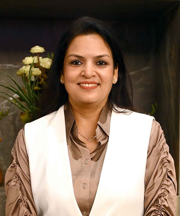 Dr. Nidhi Singhvi